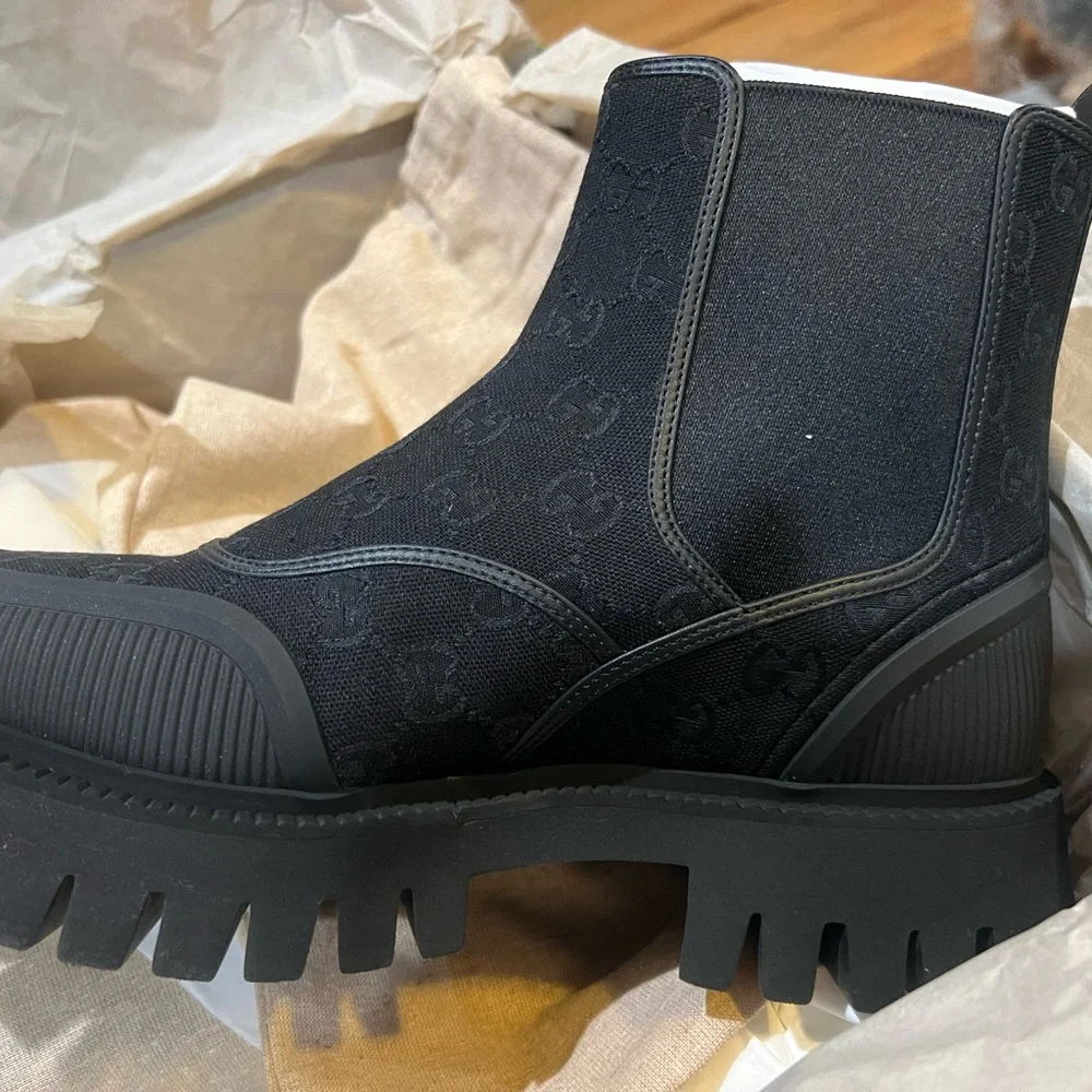 Gucci Black Textured Ankle Boots men’s 8.5 - Picture 6 of 7